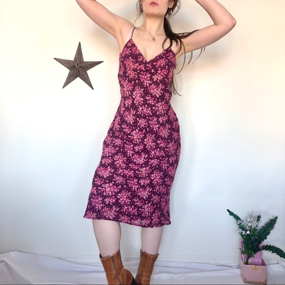 SOLD ON DEPOP! floral midi dress with empire waist - Picture 3 of 7